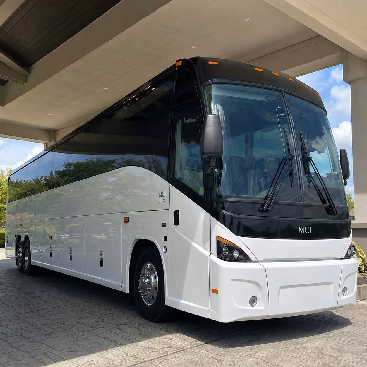 daily commuter shuttles for irvine s busiest corporate corridors